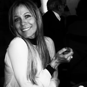 Meet your Posher, Andrea mello